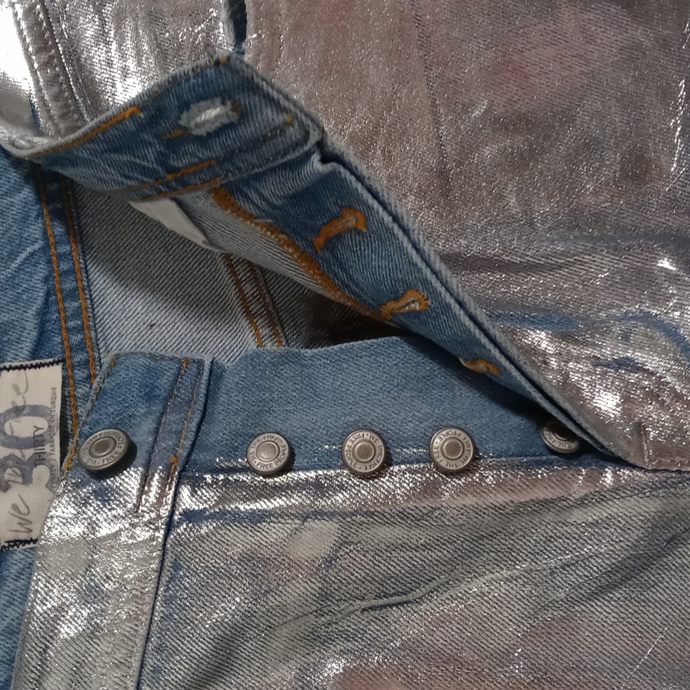 🆕️ 💙Free People💙 - Silver Maggie Foil Jean - Picture 5 of 16